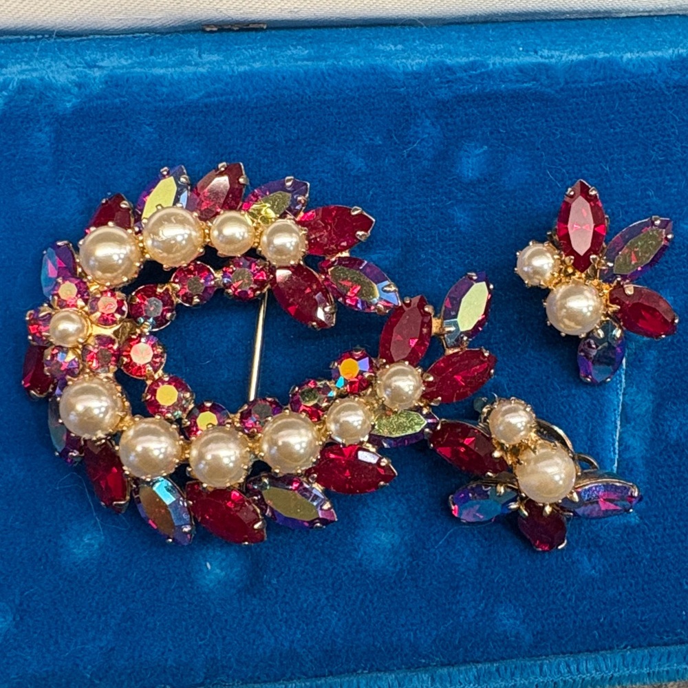 Sherman broach and earring set